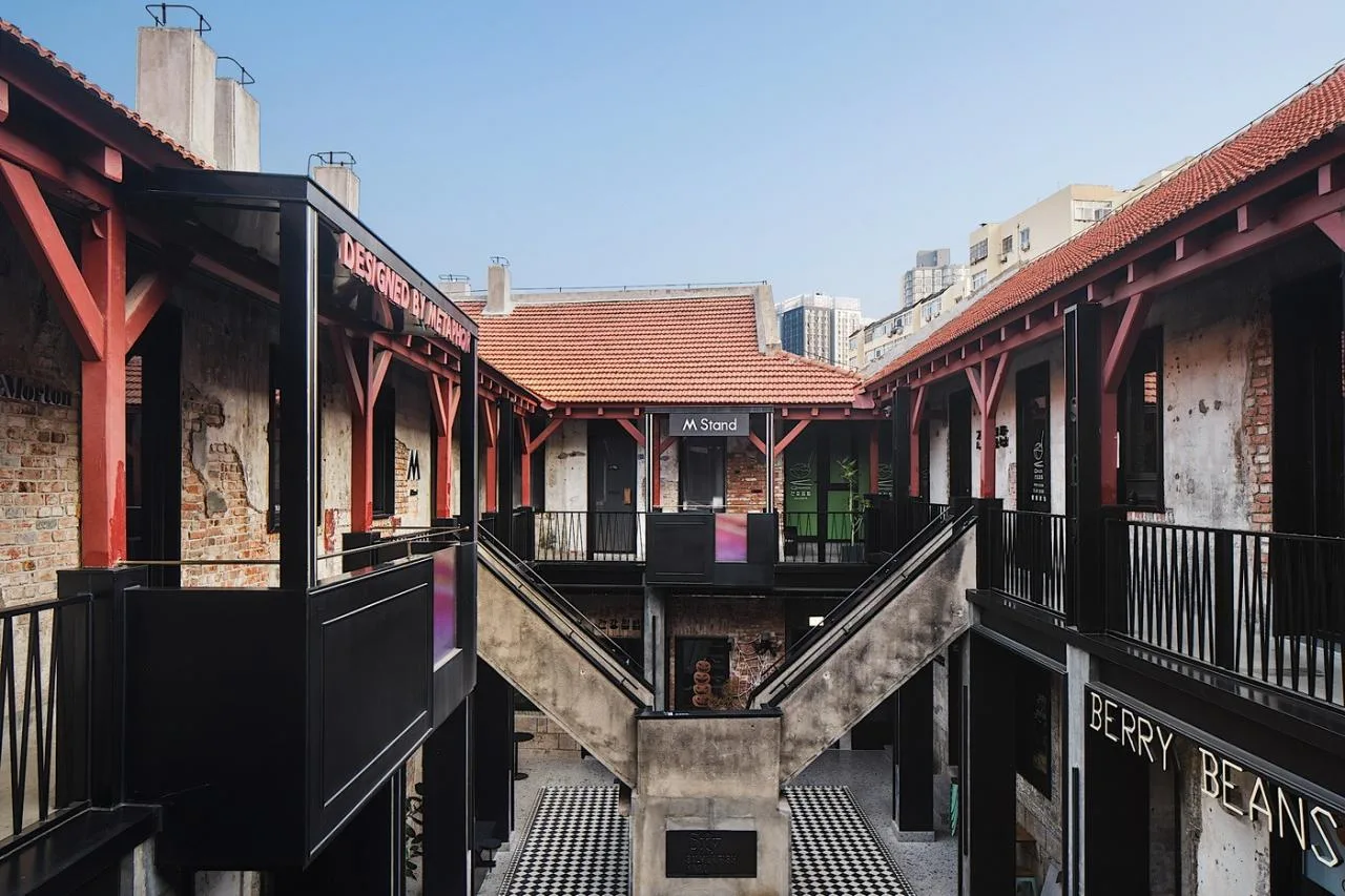 BIM Architecture | 'Century long Dialogue' M stand - Qingdao Yinyu Lane Flagship Store/Balanced Space Design