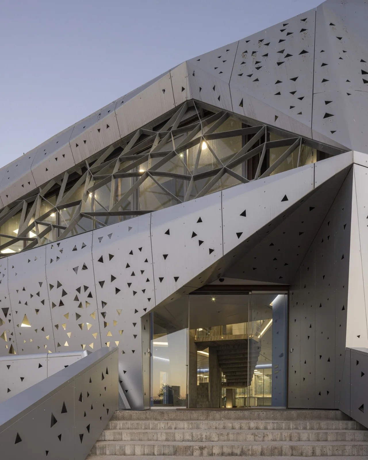 BIM Architecture | Microbial Chemistry Laboratory/PENELAS Architects