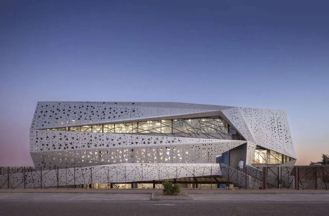 BIM Architecture | Microbial Chemistry Laboratory/PENELAS Architects