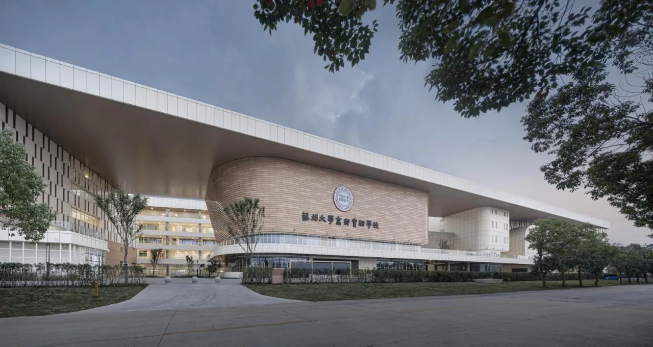 BIM Architecture | Suzhou University Gaoyou Experimental School/Jiucheng Urban Architecture