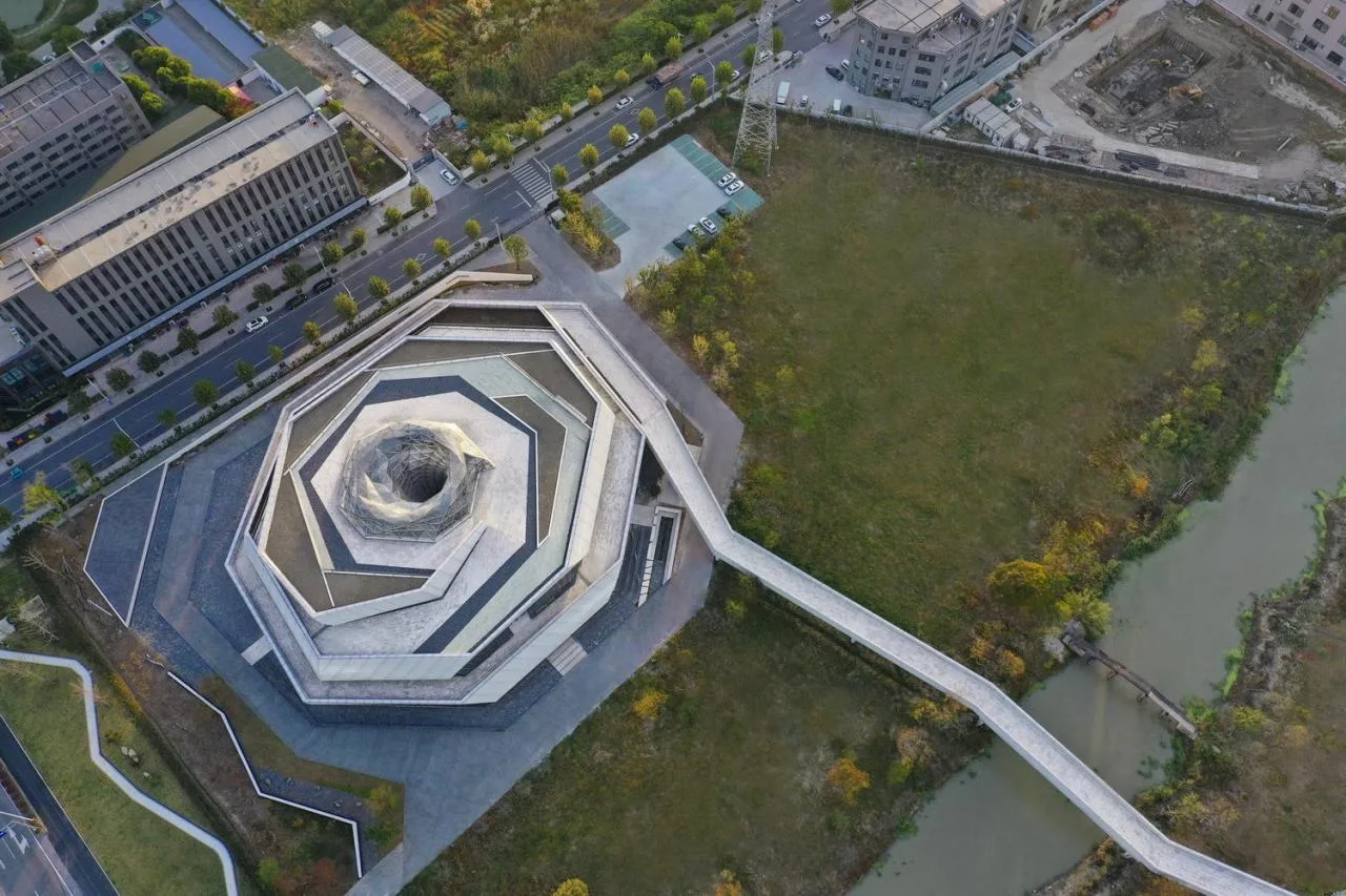 BIM Architecture | Cloud Art Center/Lin Congran's New Work
