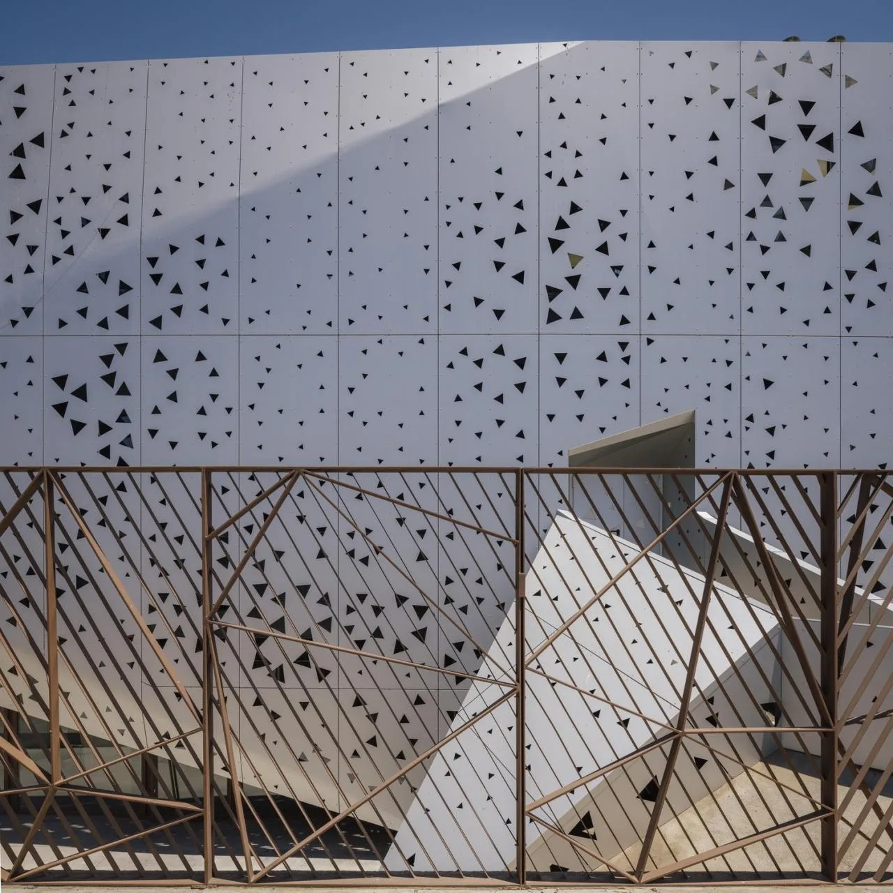BIM Architecture | Microbial Chemistry Laboratory/PENELAS Architects