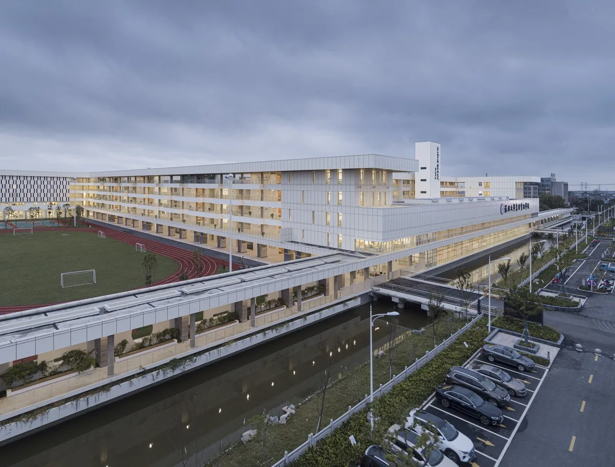 BIM Architecture | Suzhou University Gaoyou Experimental School/Jiucheng Urban Architecture