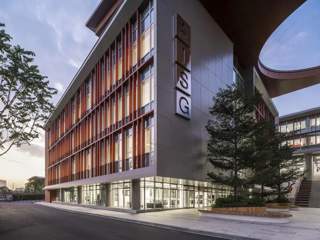 BIM Architecture | Guangzhou American Foreign Children's School Science City Campus/Perkins& Will