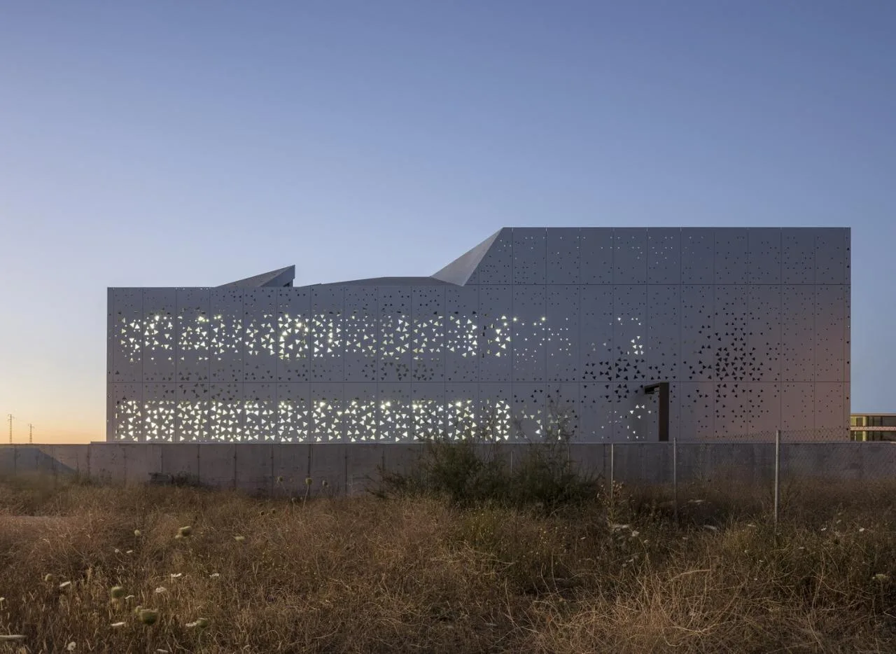BIM Architecture | Microbial Chemistry Laboratory/PENELAS Architects