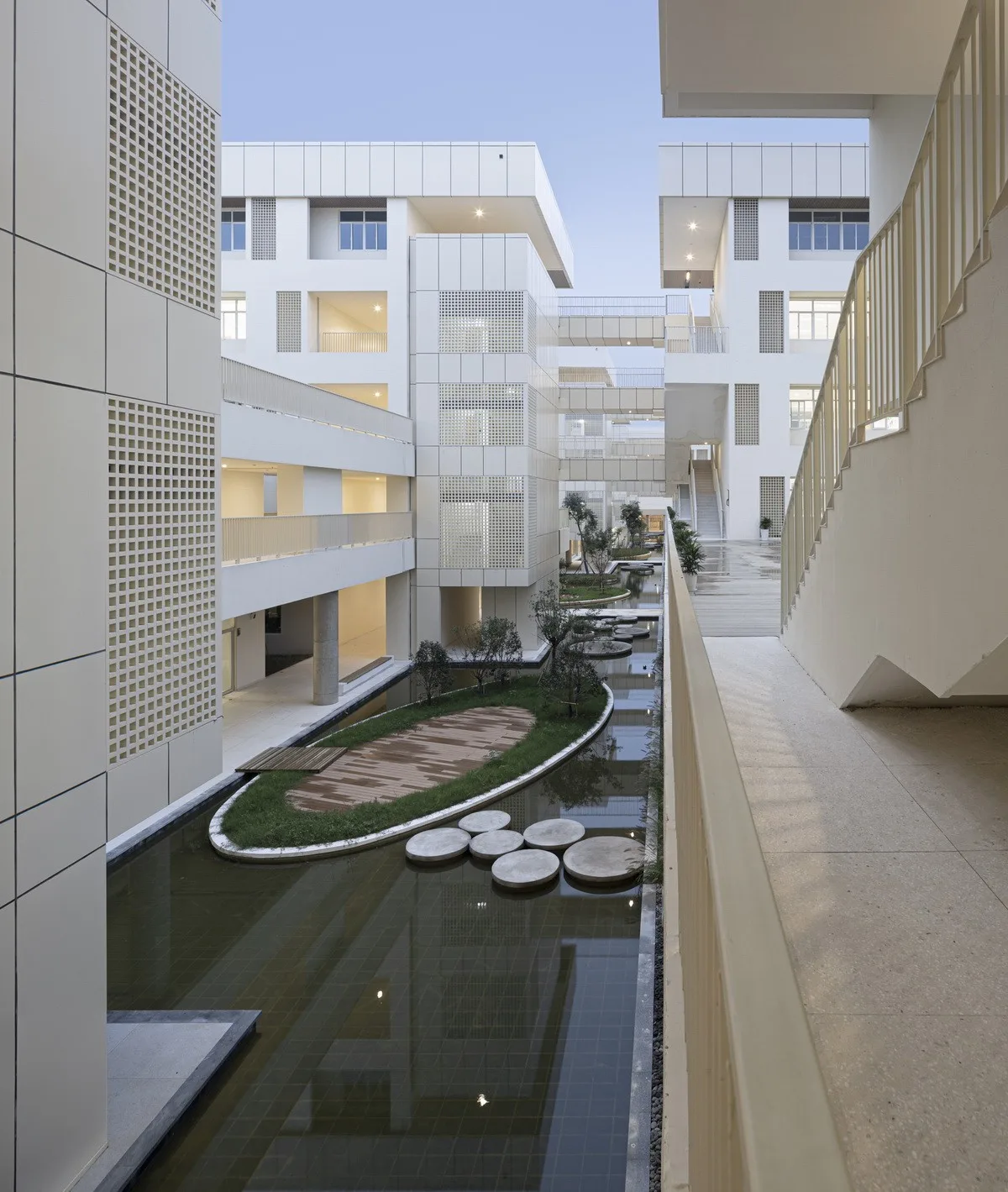 BIM Architecture | Suzhou University Gaoyou Experimental School/Jiucheng Urban Architecture