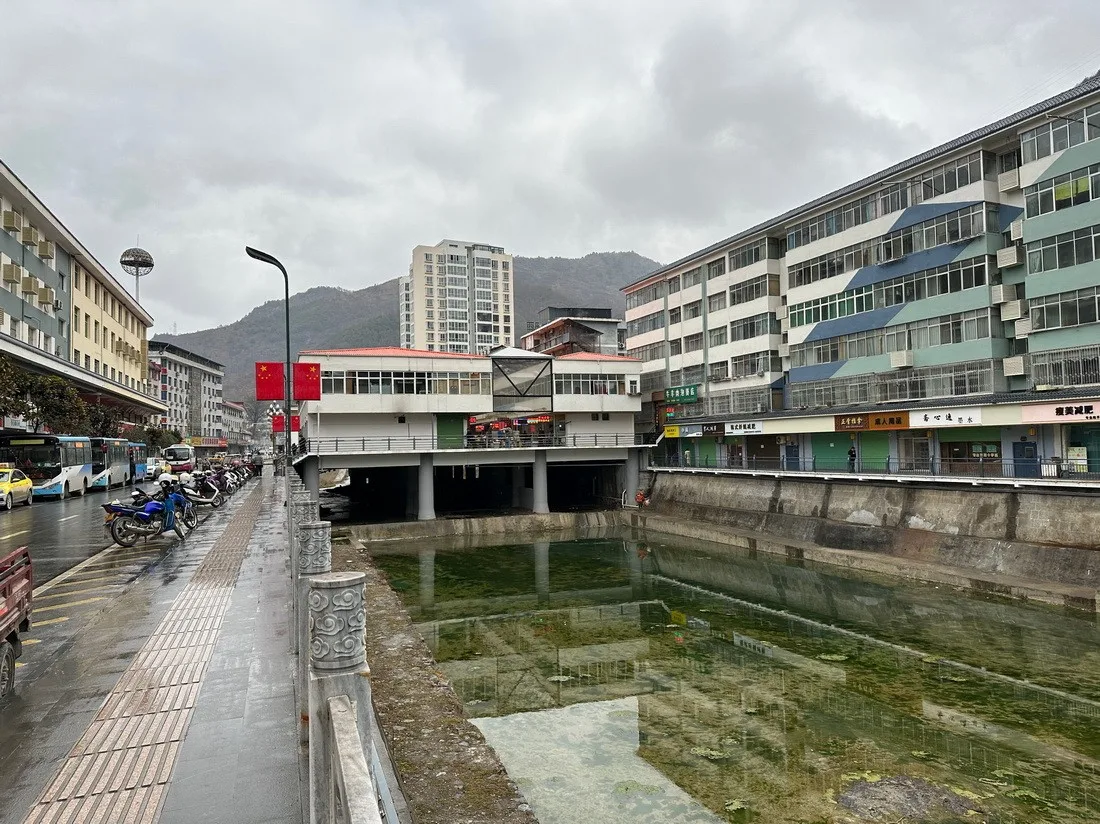 BIM Architecture | Renewal Design of Xinxinzi Bridge and Surrounding Commercial Street in Kang County/He Wei Studio of Sanwen Architecture
