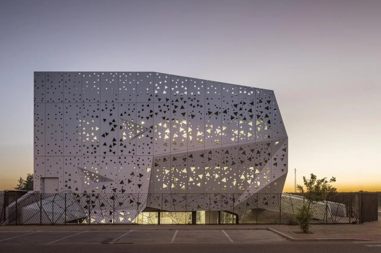 BIM Architecture | Microbial Chemistry Laboratory/PENELAS Architects