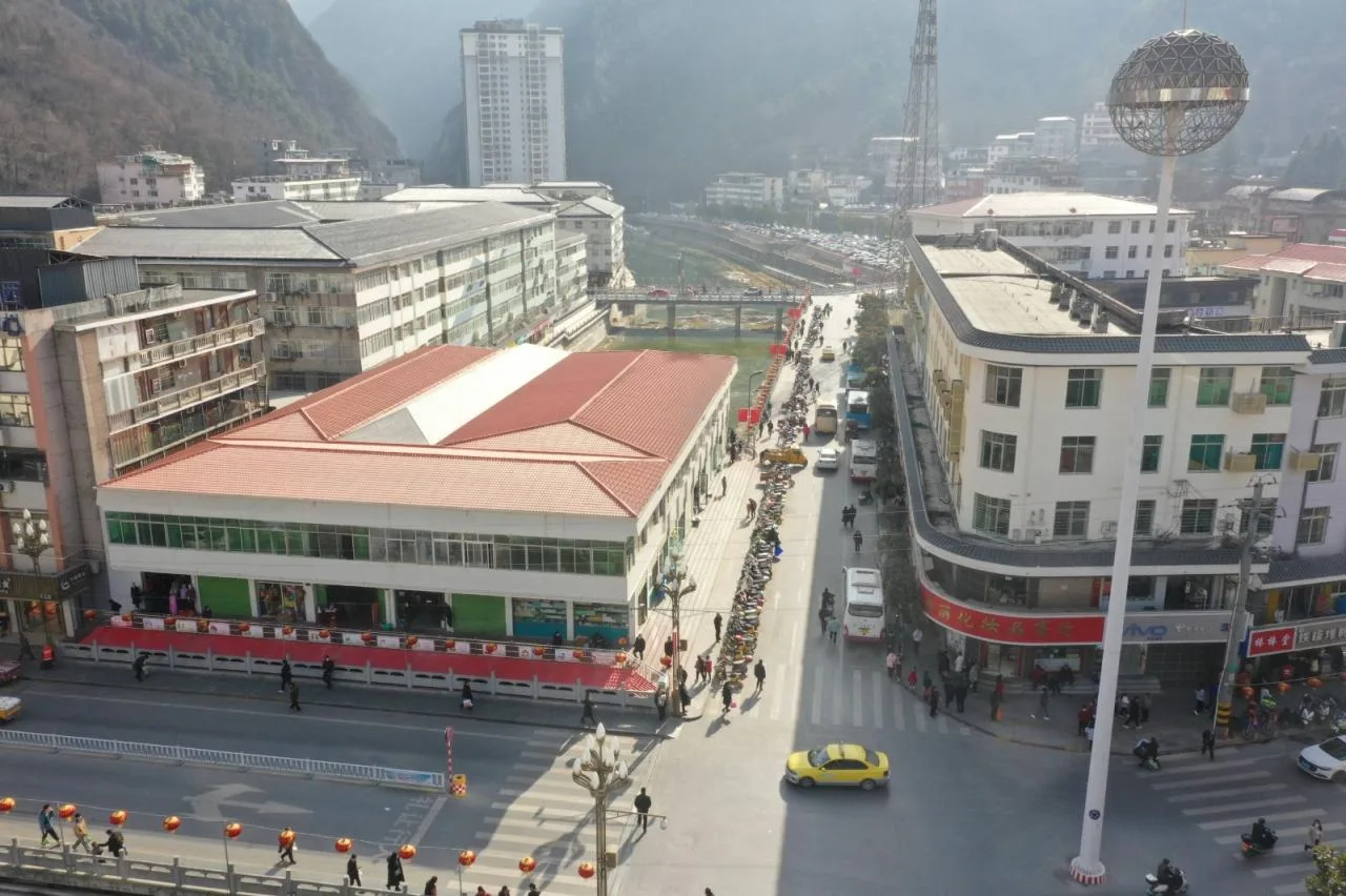 BIM Architecture | Renewal Design of Xinxinzi Bridge and Surrounding Commercial Street in Kang County/He Wei Studio of Sanwen Architecture