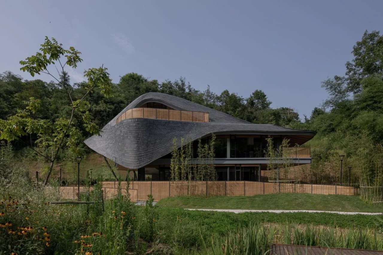 BIM Architecture | "Linpan Yunyan" Sichuan Dayi Rural Neighborhood Center/Chuangmeng International