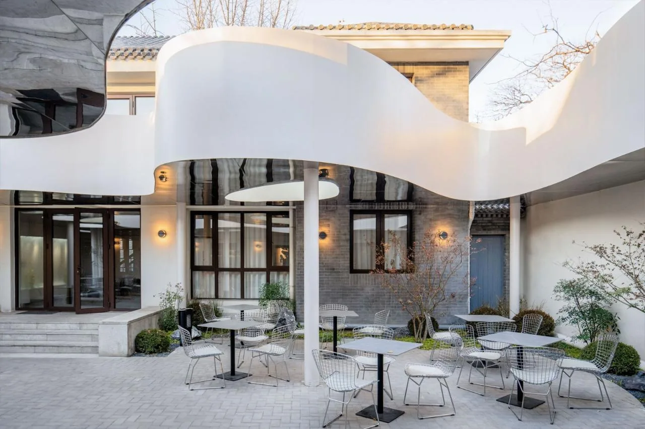 BIM Architecture | Courtyard 35- 'There is a Different Sky'/Wei/WAY Studio