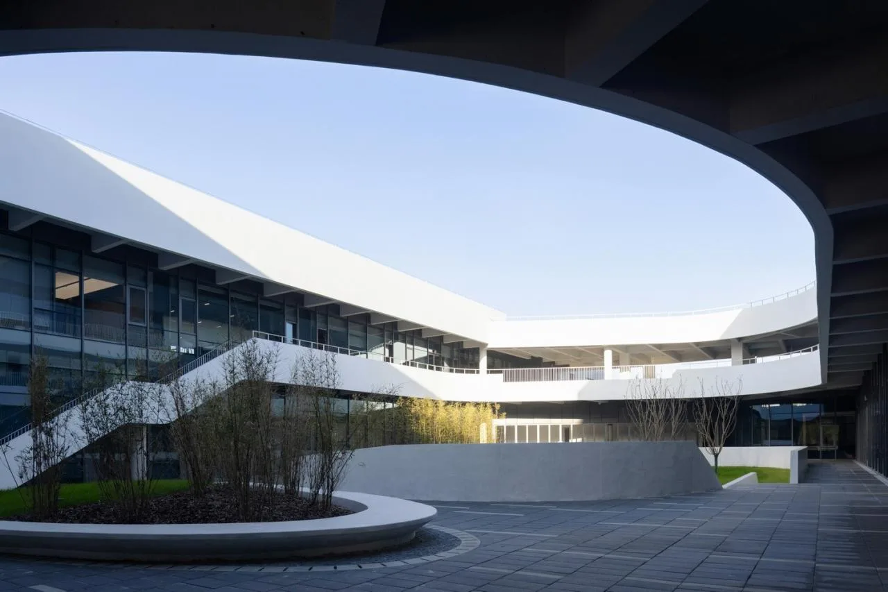 BIM Architecture | PolyGram Asia Pacific Production and R&D Headquarters/Chiasmus Partners
