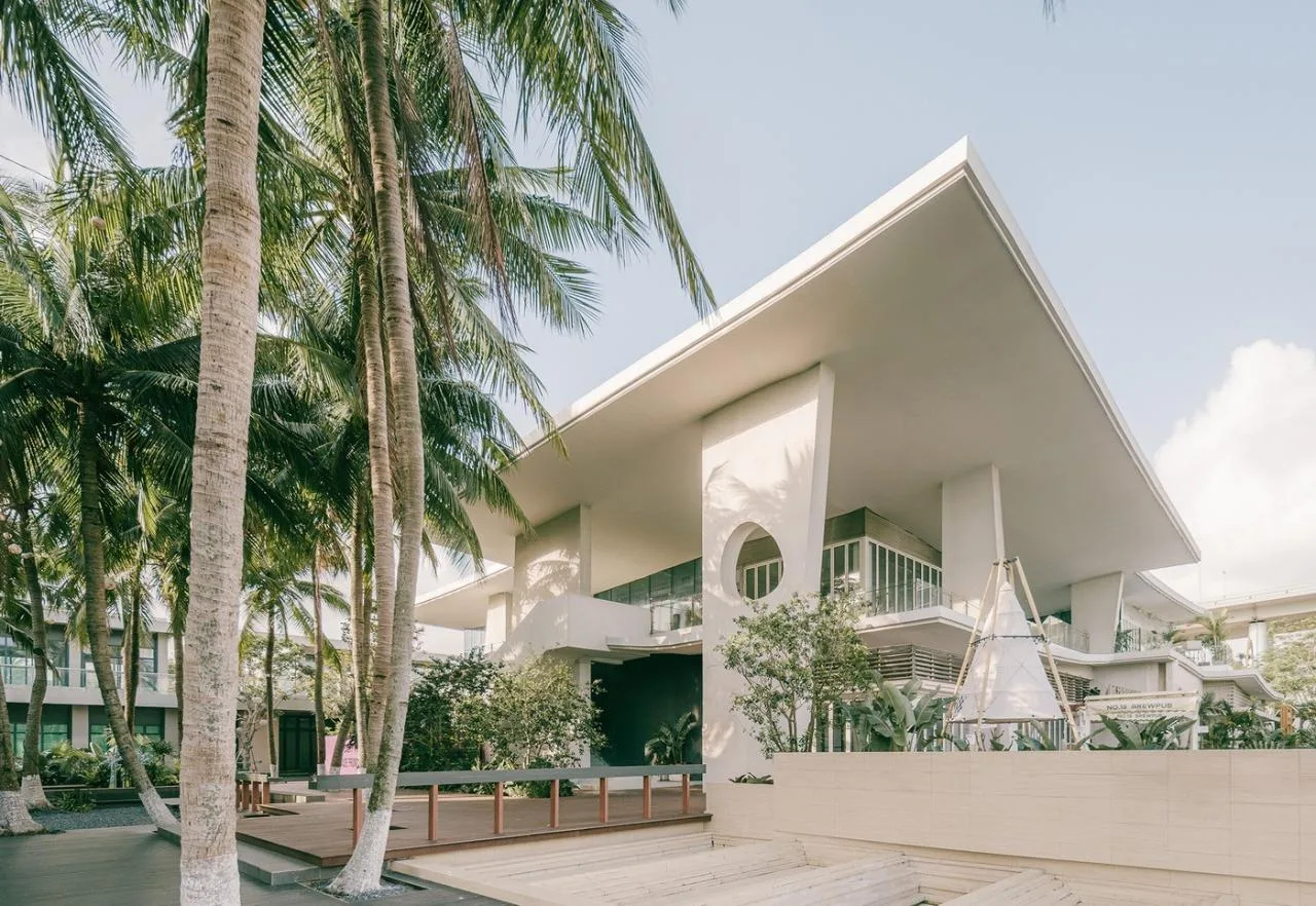 BIM Architecture | Century Cape Commercial Street/Large Material Building