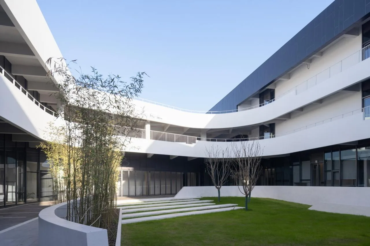 BIM Architecture | PolyGram Asia Pacific Production and R&D Headquarters/Chiasmus Partners