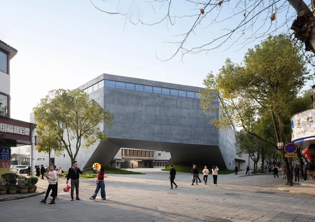 BIM Architecture | Lishui's Largest Art Complex: Guyan Painting Village Art Center/Meng Fanhao Line+Architectural Firm