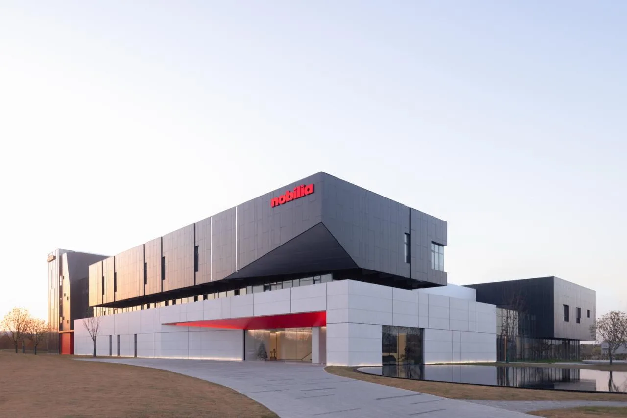 BIM Architecture | PolyGram Asia Pacific Production and R&D Headquarters/Chiasmus Partners