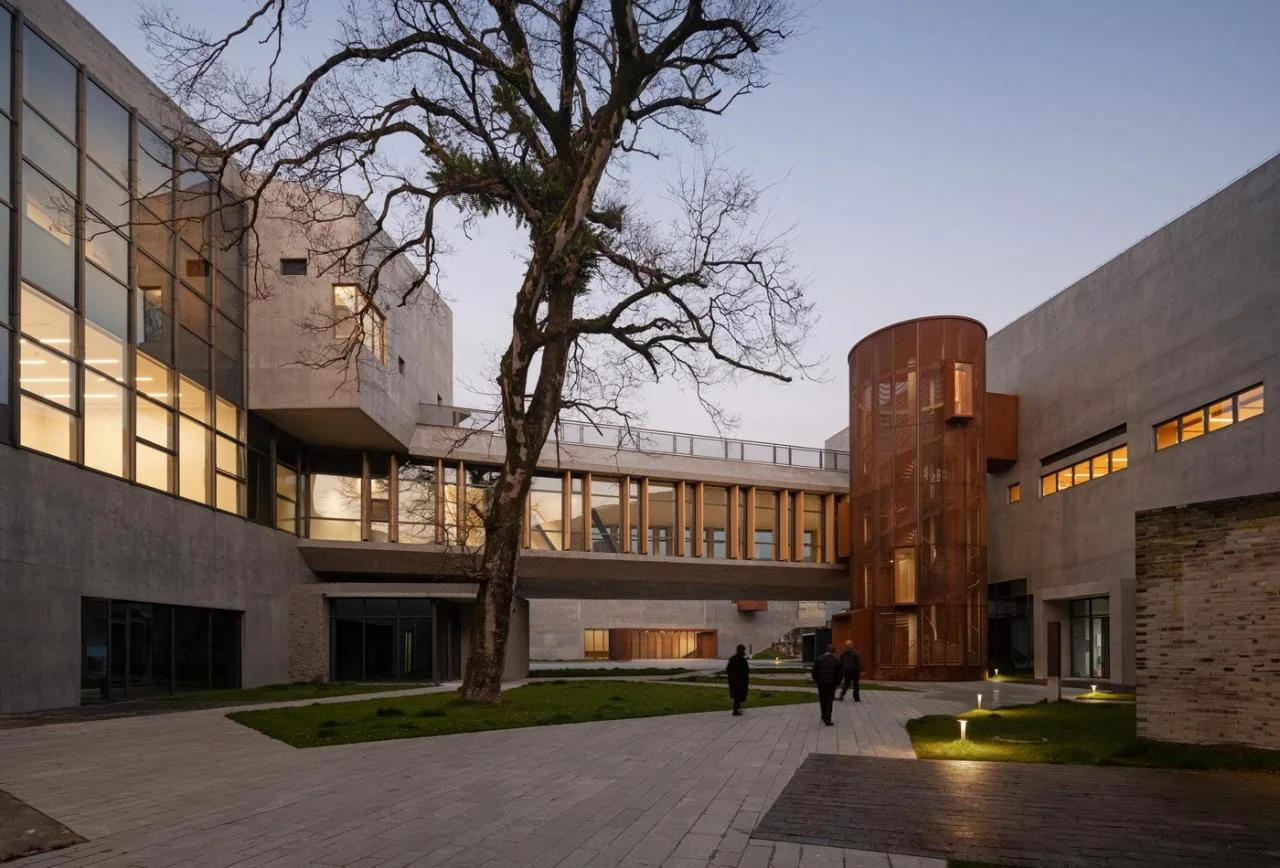 BIM Architecture | Lishui's Largest Art Complex: Guyan Painting Village Art Center/Meng Fanhao Line+Architectural Firm