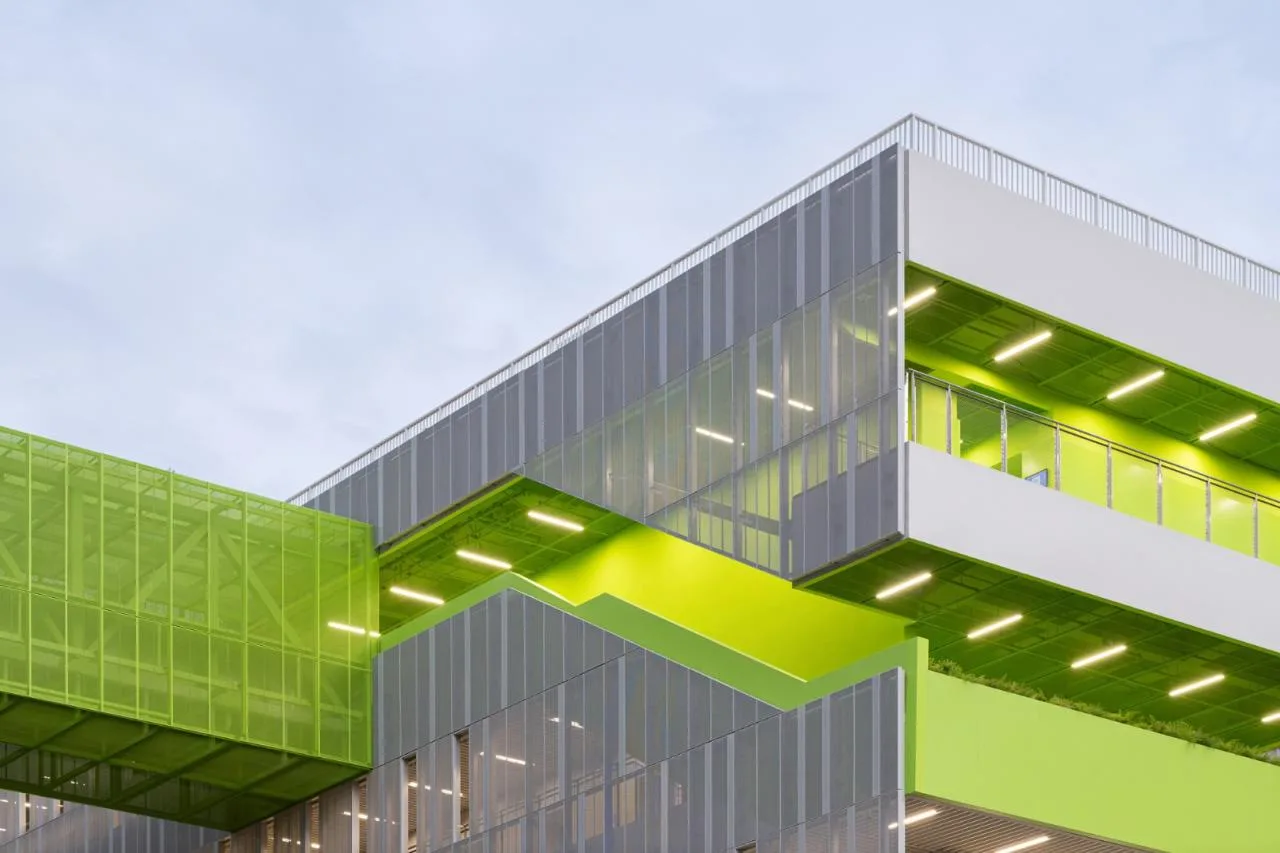 BIM Architecture | Futian Middle School Campus Design/reMIX Critical Studio