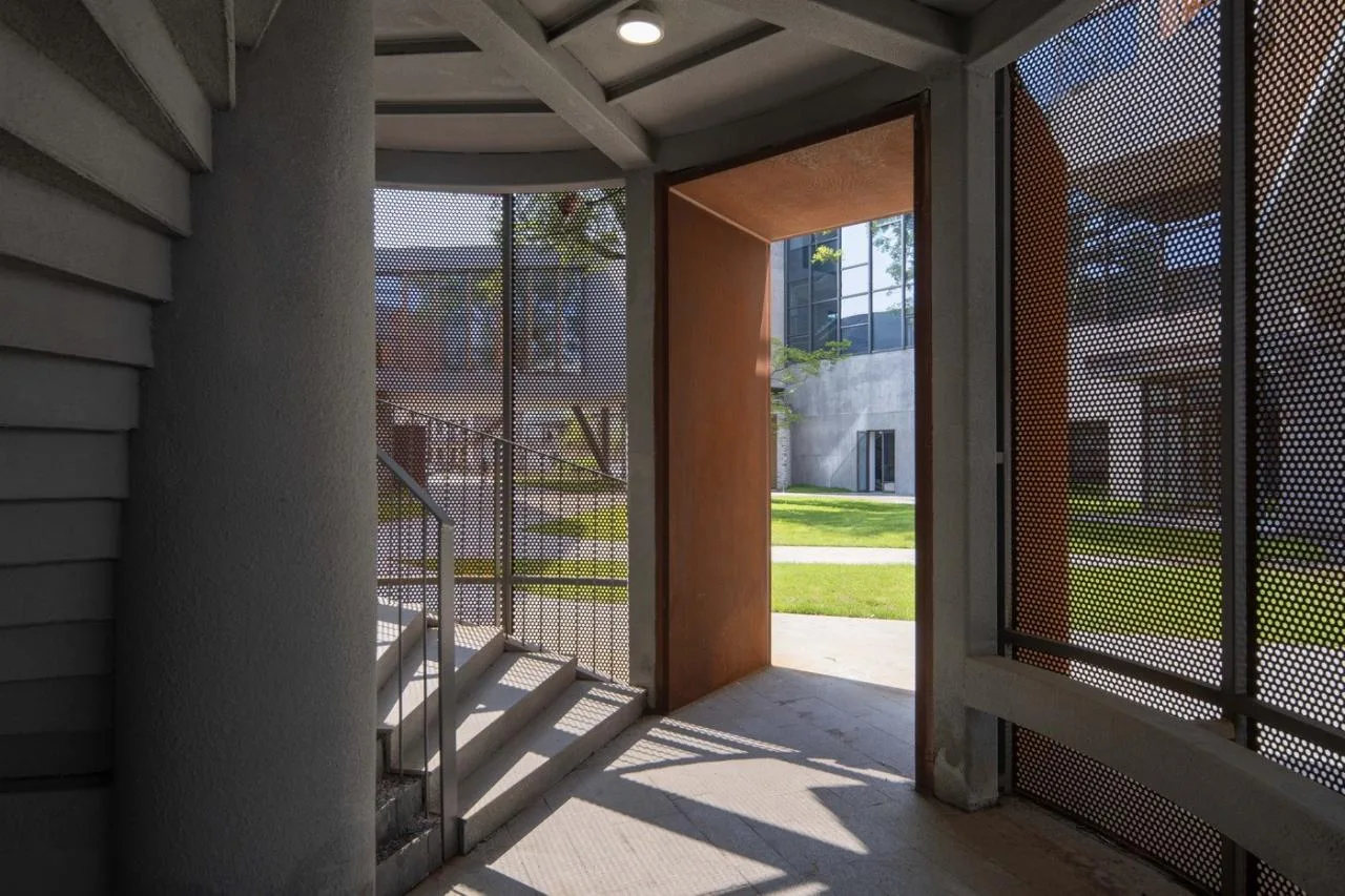 BIM Architecture | Lishui's Largest Art Complex: Guyan Painting Village Art Center/Meng Fanhao Line+Architectural Firm