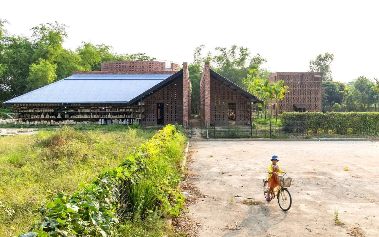 BIM Architecture | Terracotta Warriors Studio/Tropical Space