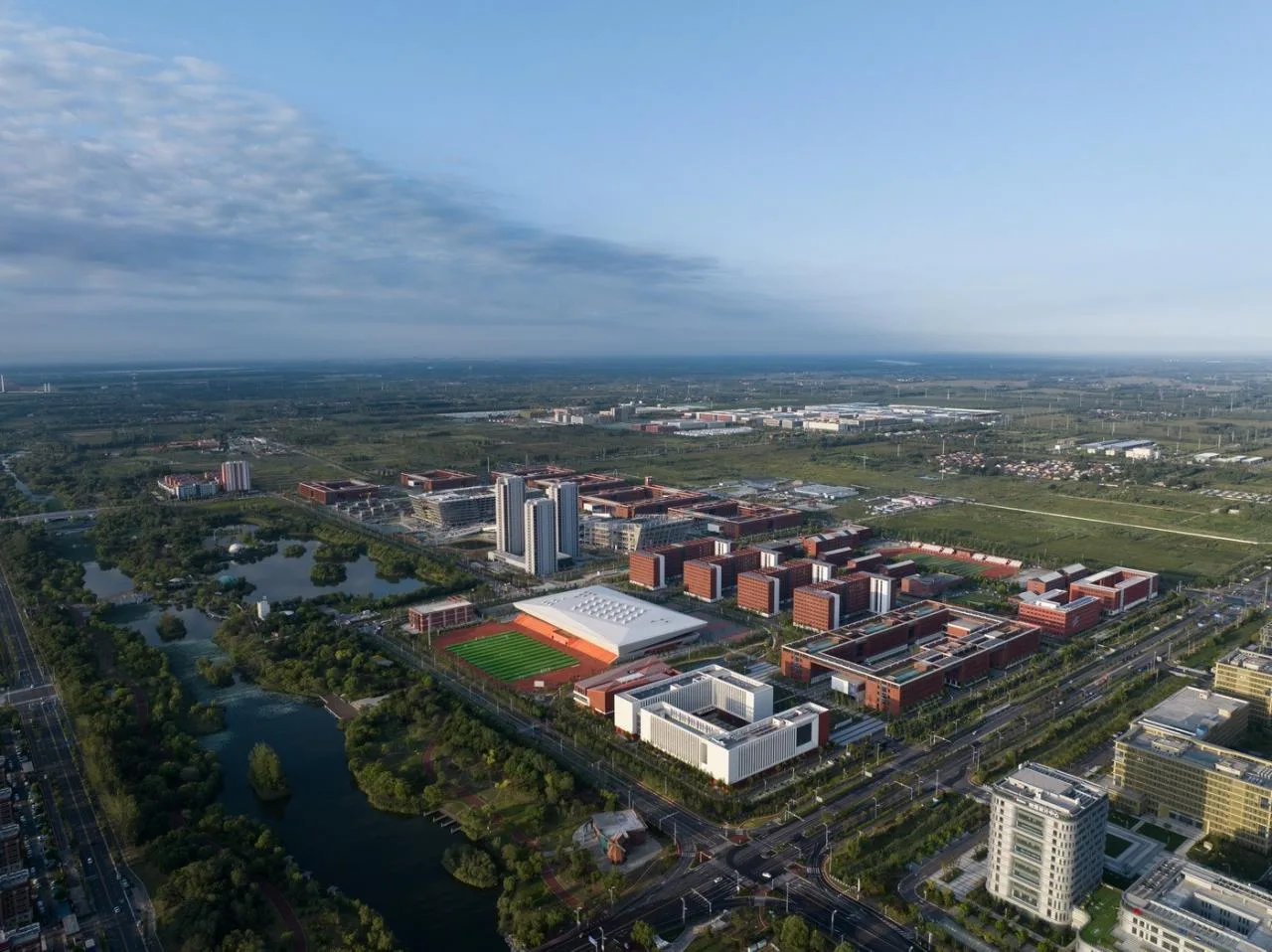 BIM Architecture | White Egrets Fly Together Wetland Exhibition Wings: Bohai University Sports Center/Chinese Academy of Sciences Architectural Design and Research Institute Co., Ltd