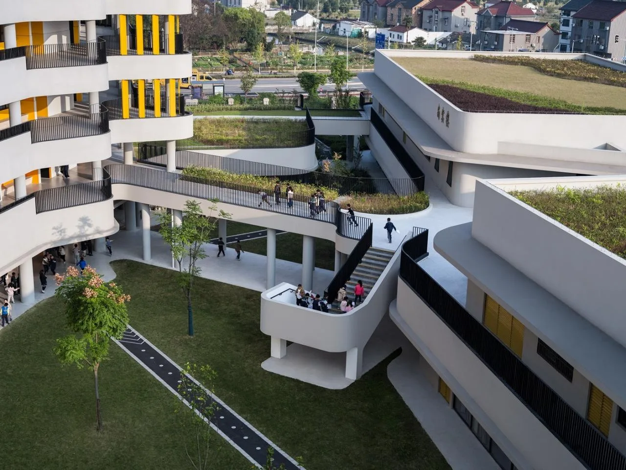 BIM Architecture | Shanghai Normal University Affiliated Qingpu Experimental School/BAU Architecture and Urban Design Firm