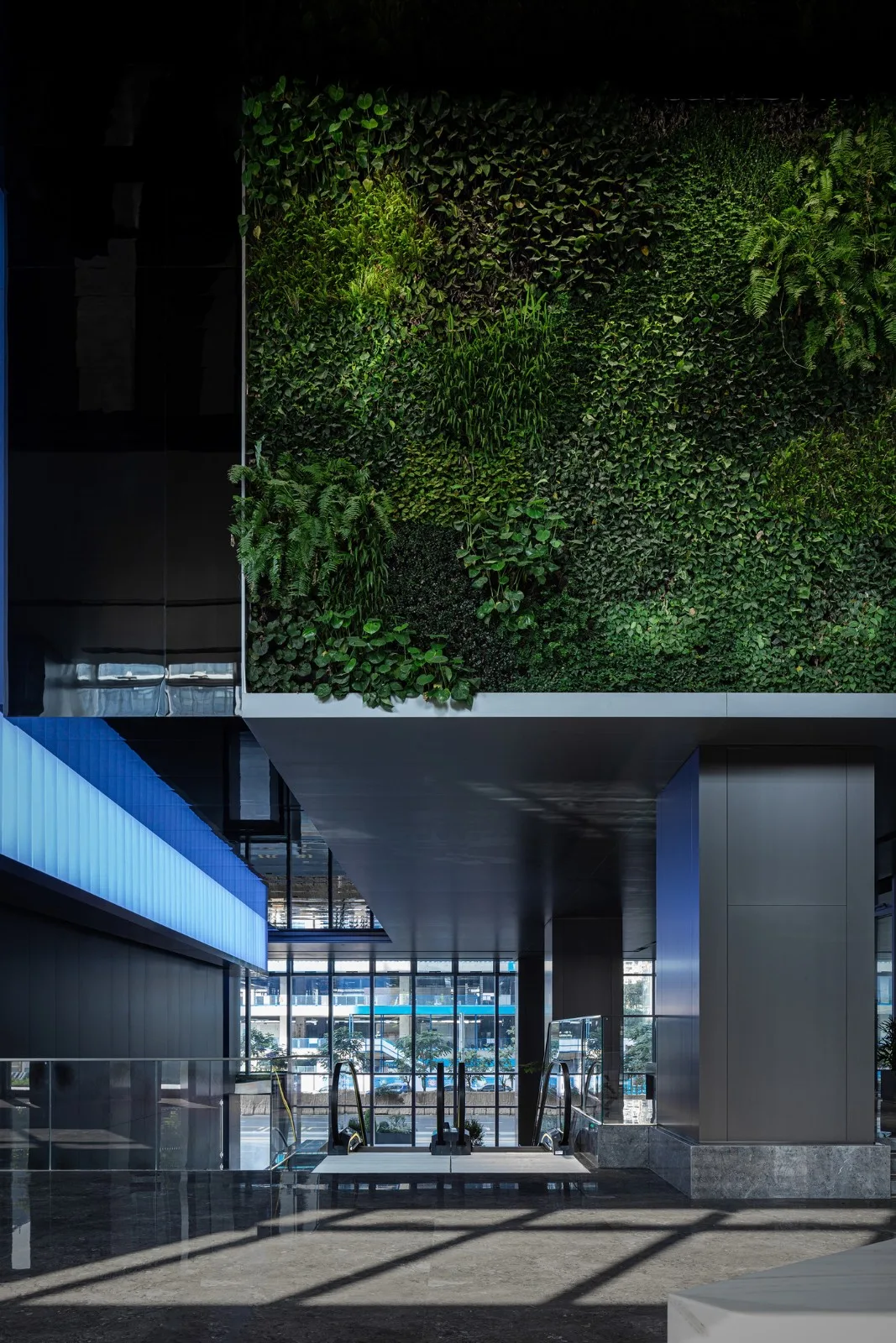BIM Architecture | T33 Full time Center: Future Imagination and Expression of Human, Nature, and Technology/Aedas Architectural Design Firm