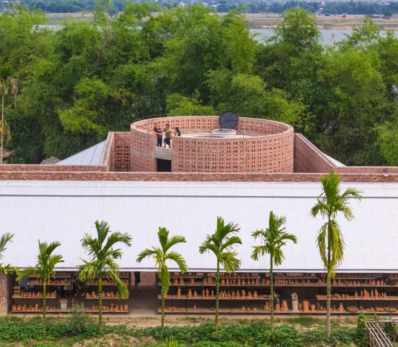 BIM Architecture | Terracotta Warriors Studio/Tropical Space