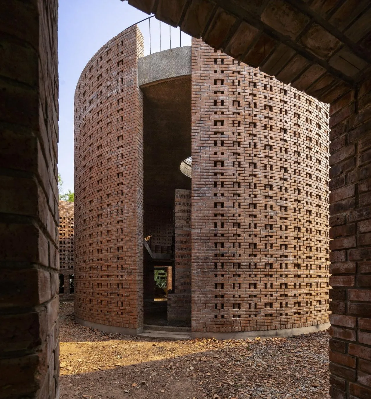 BIM Architecture | Terracotta Warriors Studio/Tropical Space