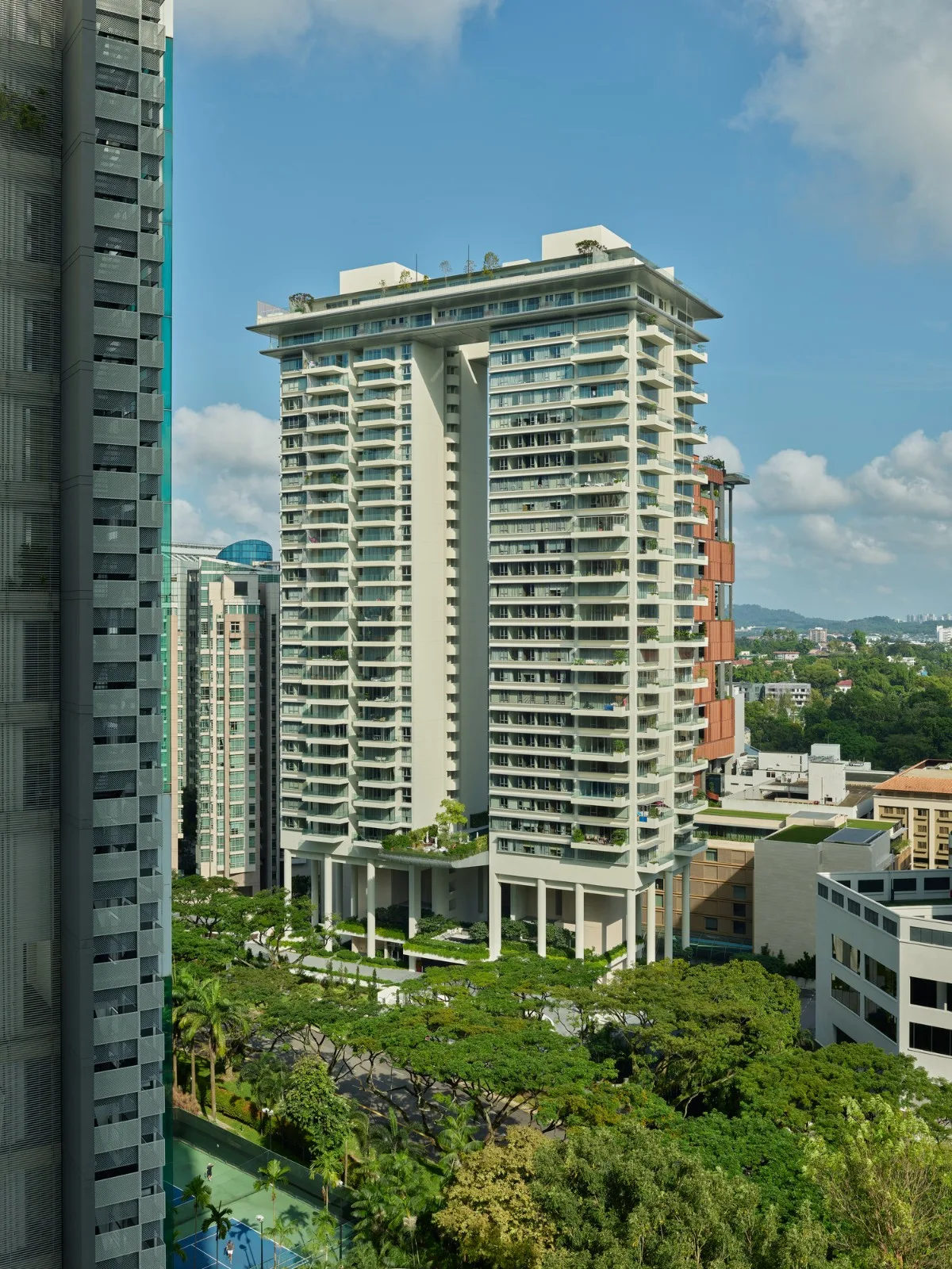 BIM Architecture | Platinum Residence and Singapore Addison Hotel/Safdi Architectural Firm