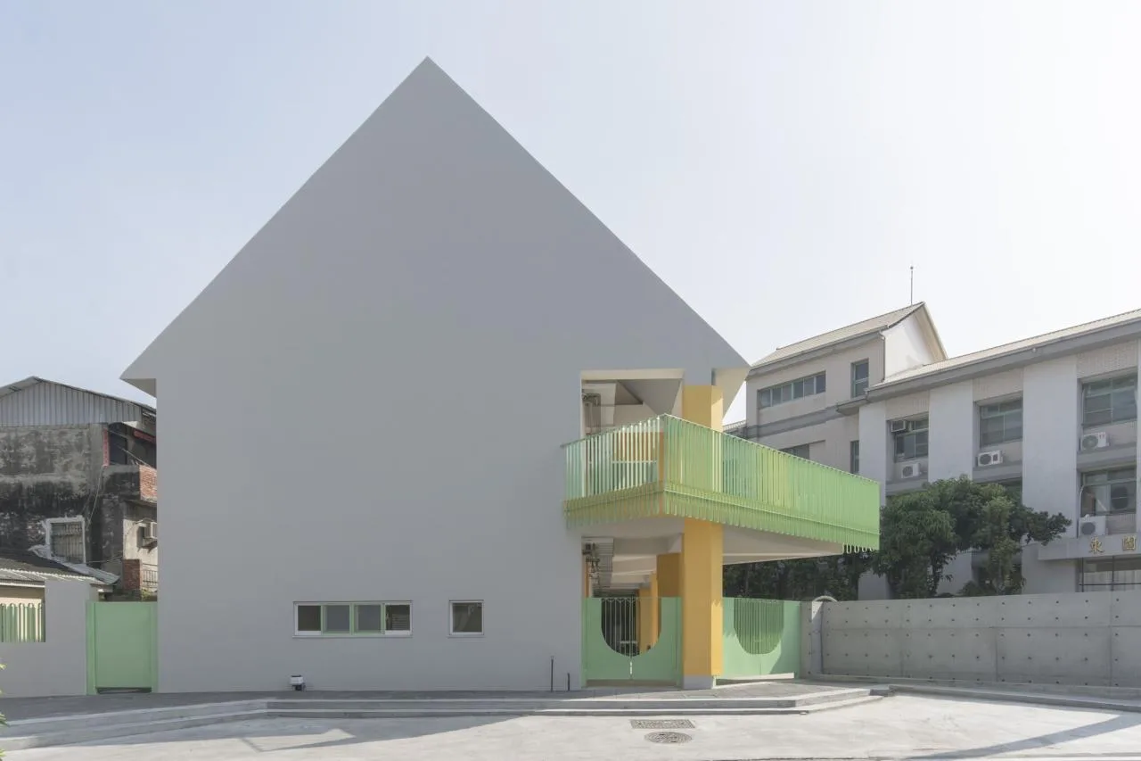 BIM Architecture | Tung Yuan Kindergarten/Office AAA