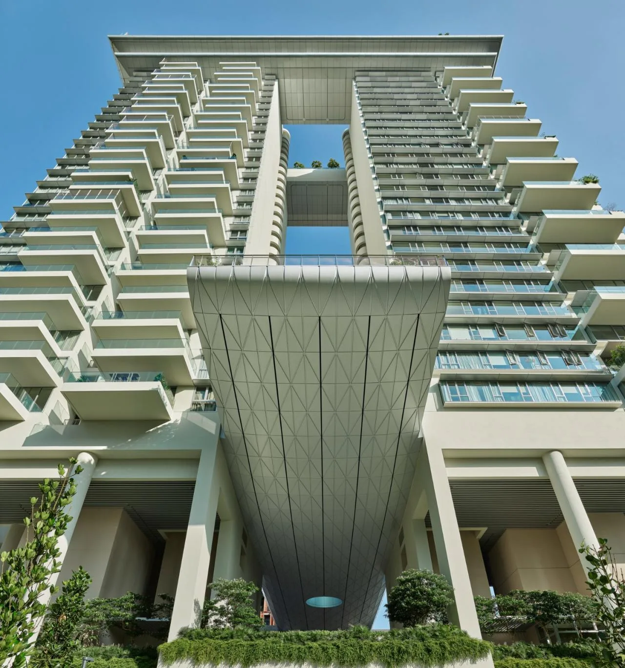 BIM Architecture | Platinum Residence and Singapore Addison Hotel/Safdi Architectural Firm