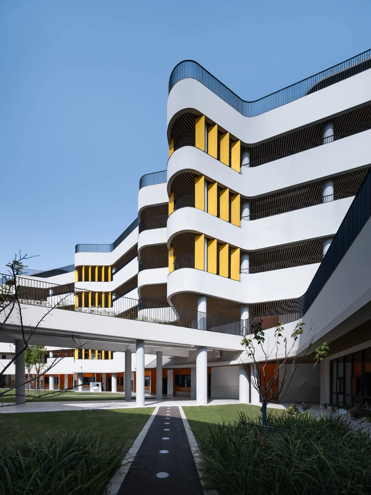 BIM Architecture | Shanghai Normal University Affiliated Qingpu Experimental School/BAU Architecture and Urban Design Firm