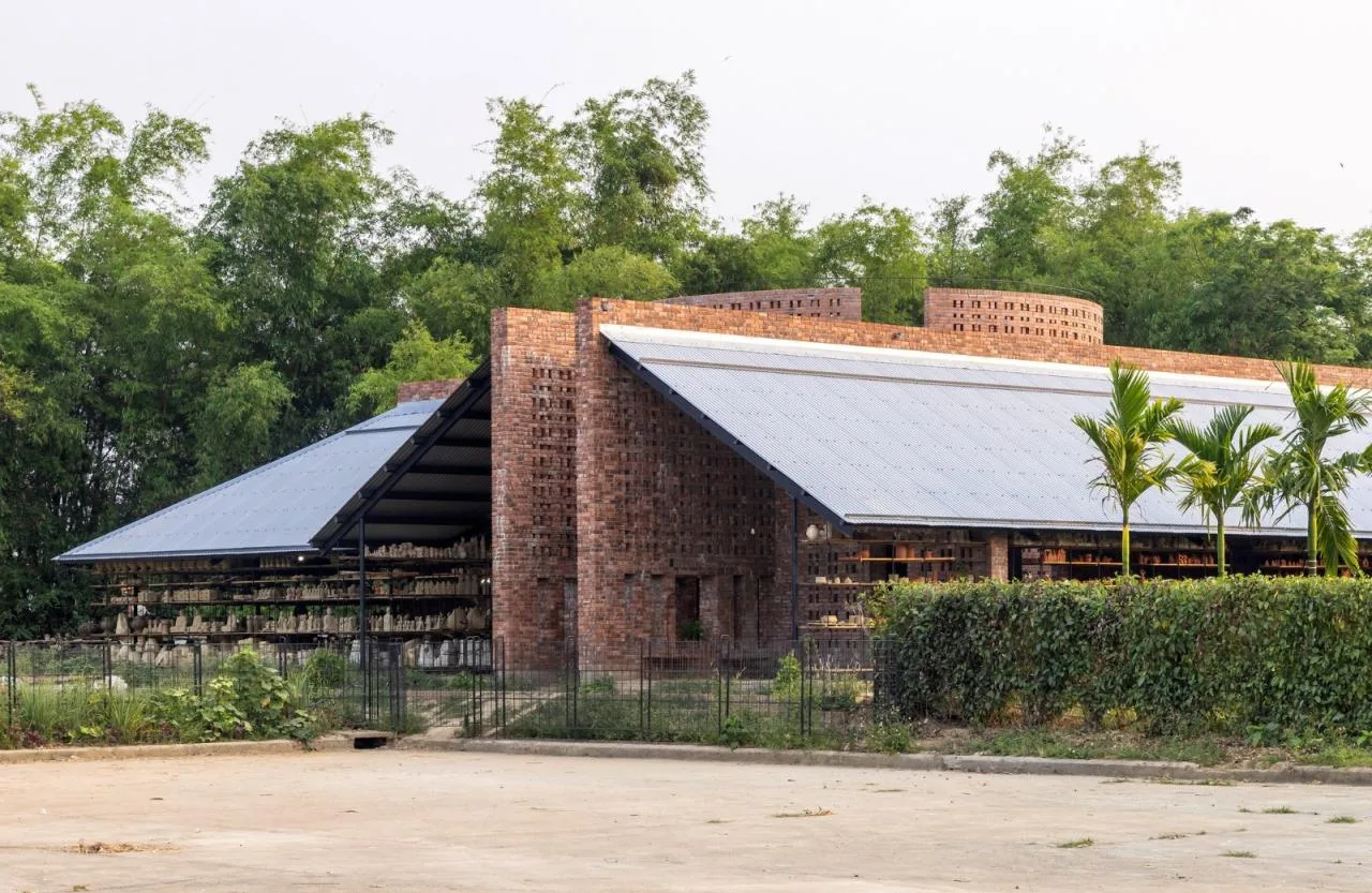 BIM Architecture | Terracotta Warriors Studio/Tropical Space