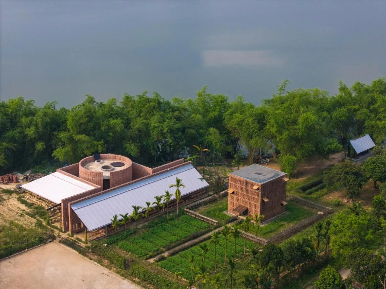 BIM Architecture | Terracotta Warriors Studio/Tropical Space