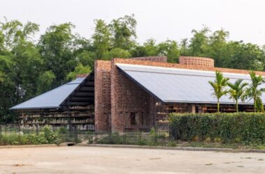 BIM Architecture Showcase: Terracotta Warriors Studio by Tropical Space-BIM WORLD