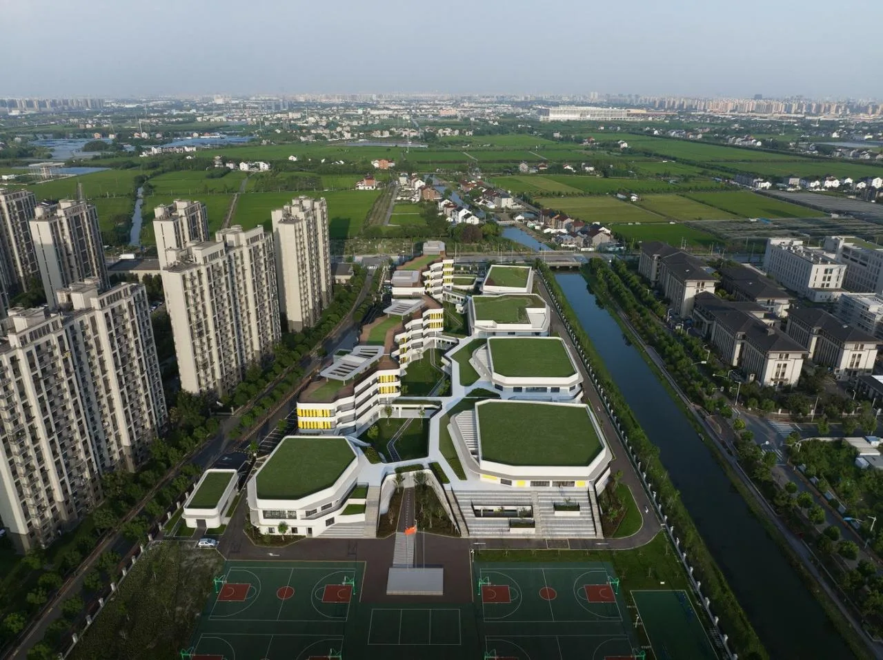 BIM Architecture | Shanghai Normal University Affiliated Qingpu Experimental School/BAU Architecture and Urban Design Firm