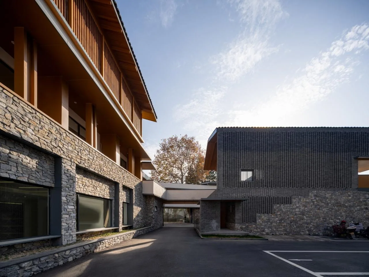 BIM Architecture | Longnan Village Party and Mass Center/Forest Building