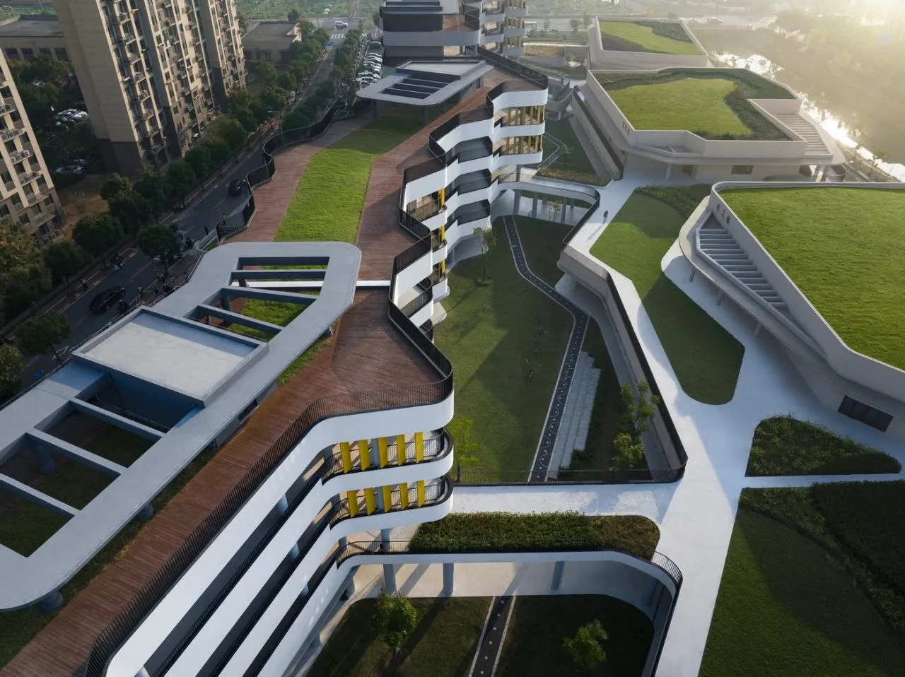 BIM Architecture | Shanghai Normal University Affiliated Qingpu Experimental School/BAU Architecture and Urban Design Firm