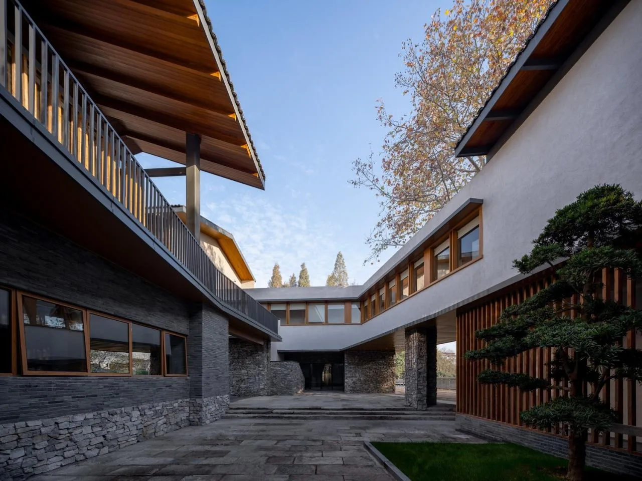 BIM Architecture | Longnan Village Party and Mass Center/Forest Building
