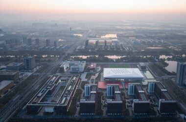 BIM Architecture: White Egrets Fly Together Wetland Exhibition Wings at Bohai University Sports Center by CAS Architectural Design Institute-BIM WORLD