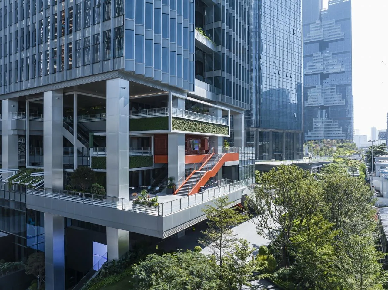 BIM Architecture | T33 Full time Center: Future Imagination and Expression of Human, Nature, and Technology/Aedas Architectural Design Firm