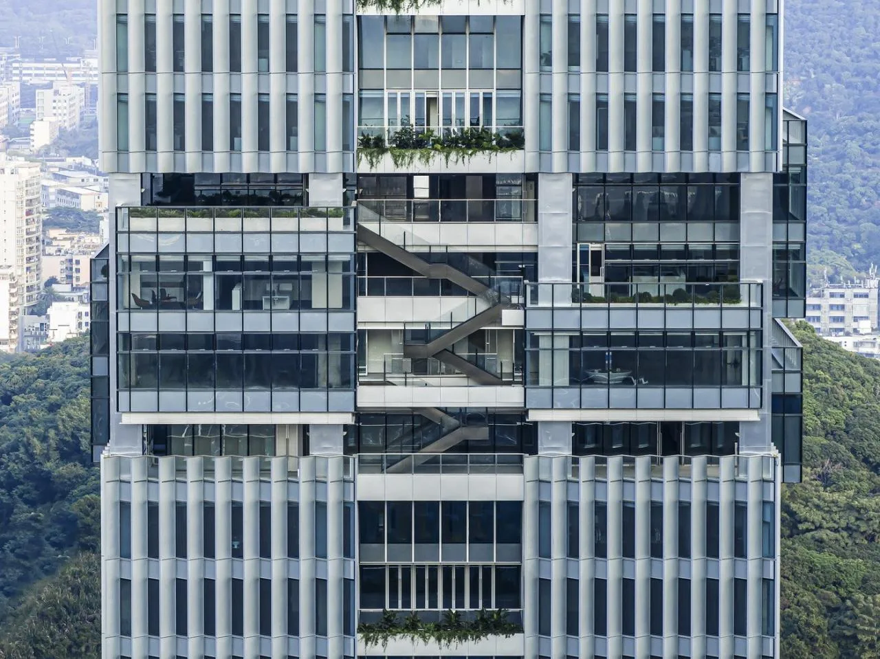 BIM Architecture | T33 Full time Center: Future Imagination and Expression of Human, Nature, and Technology/Aedas Architectural Design Firm