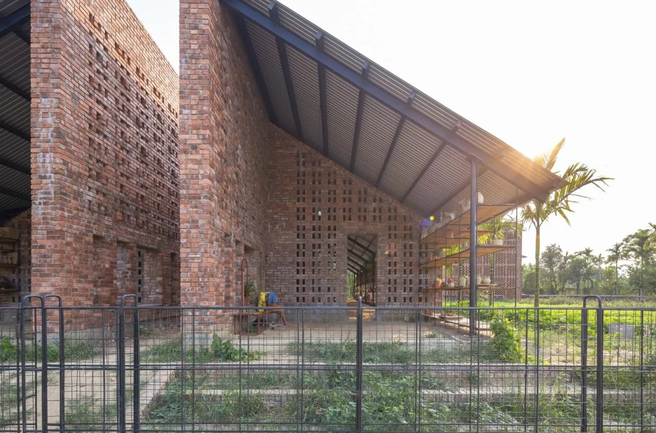 BIM Architecture | Terracotta Warriors Studio/Tropical Space