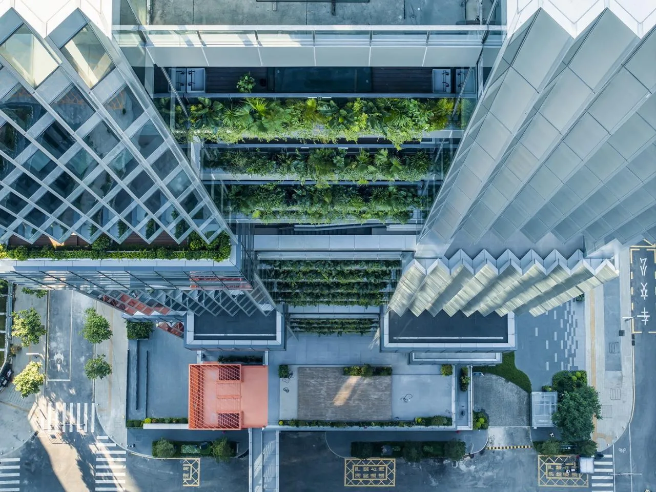 BIM Architecture | T33 Full time Center: Future Imagination and Expression of Human, Nature, and Technology/Aedas Architectural Design Firm