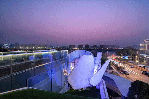 BIM Architecture | Dynamic Architecture with Integrated Mobility: Changsha's 'Eye of the Xiangjiang River' / Zhu Peidong Line+Architecture Firm