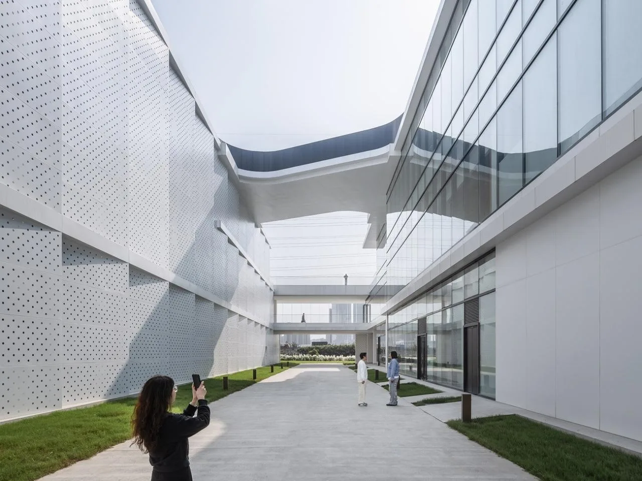 BIM Architecture | Fully considering localization and adaptability, creating BMW's 'Green Star Lighthouse'/ARCHIHOPE