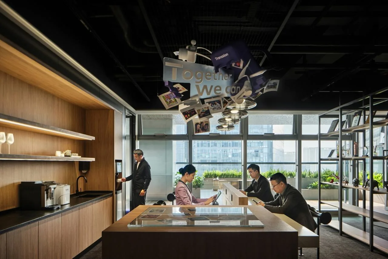 BIM Architecture | T33 Full time Center: Future Imagination and Expression of Human, Nature, and Technology/Aedas Architectural Design Firm