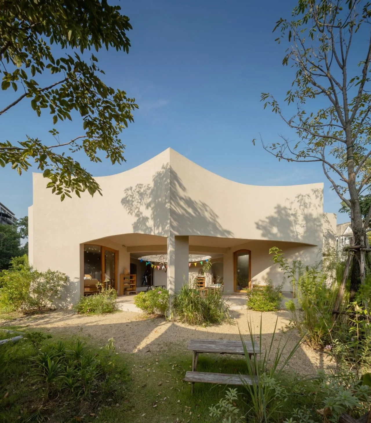 BIM architecture | small stove& Small Tree Pile Coffee Shop and Amusement Park/NITAPROW