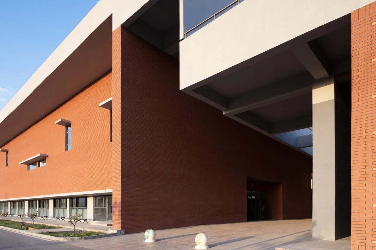 BIM Architecture | Huashan Middle School Boguqi Campus/Rong Chaohui Studio